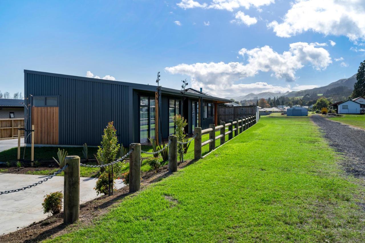 Custom Designed Holiday Home, Next To Cycleway. Te Aroha Luaran gambar